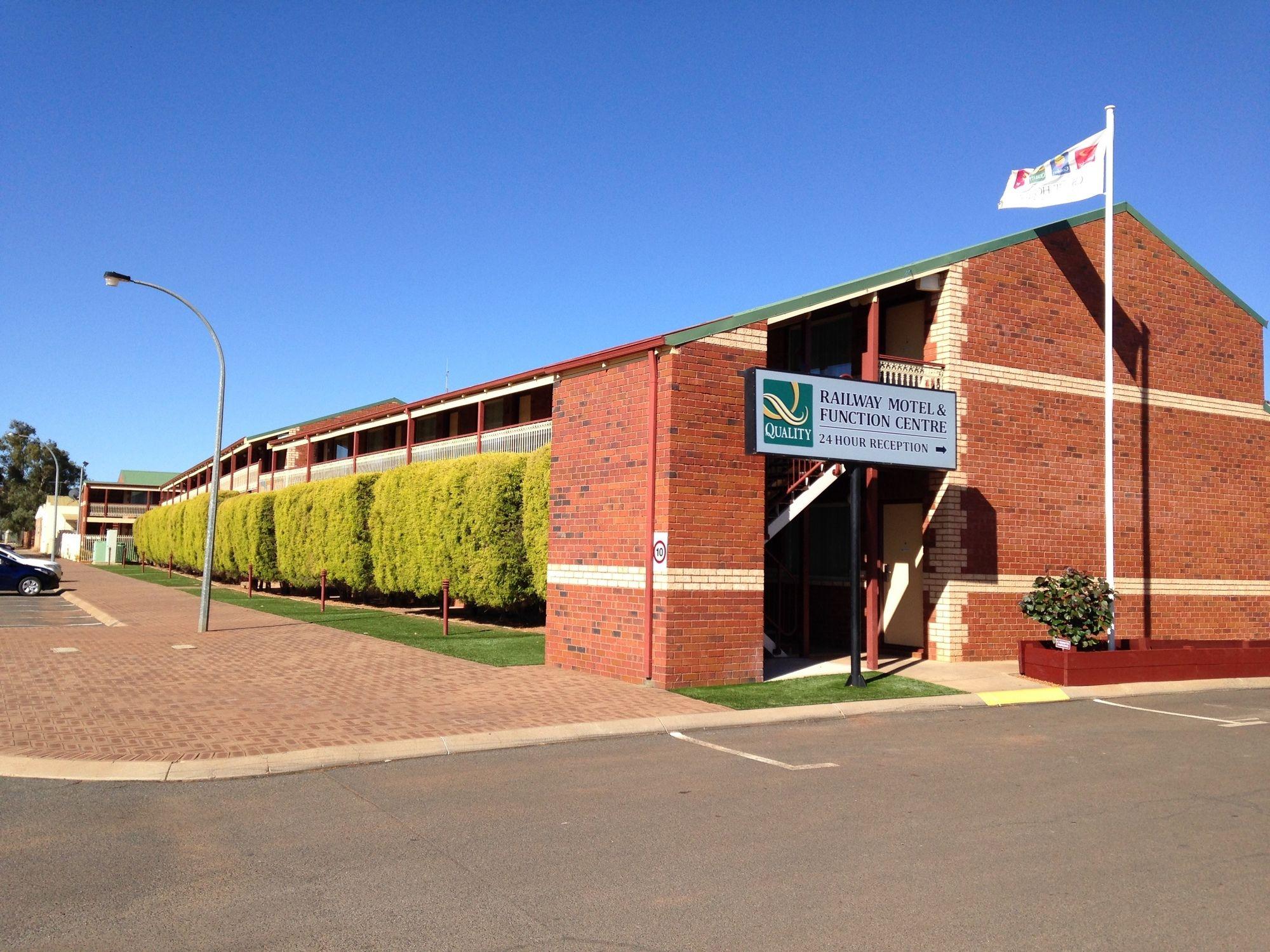 Quality Inn Railway Motel Калгурли Екстериор снимка